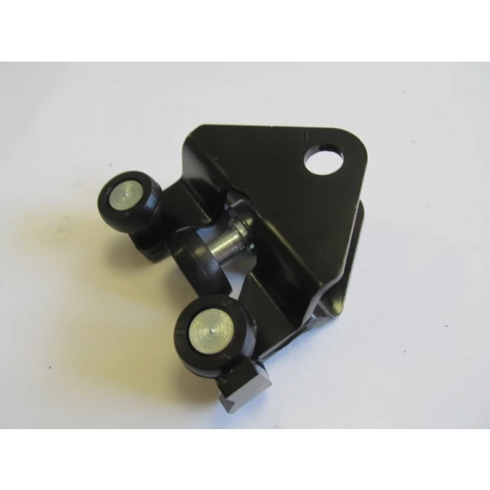 renault kangoo- 2- classıc- 2003-2012  sürgülü kapı alt ray bağlantısı ucu sağ Oem No (8200202728)