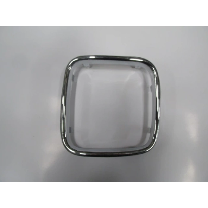 bmw 5 serı- 5 serisi- 88-1993  ön panjur çerçevesı sağ nikelajlı (tyg) Oem No (51131973898)