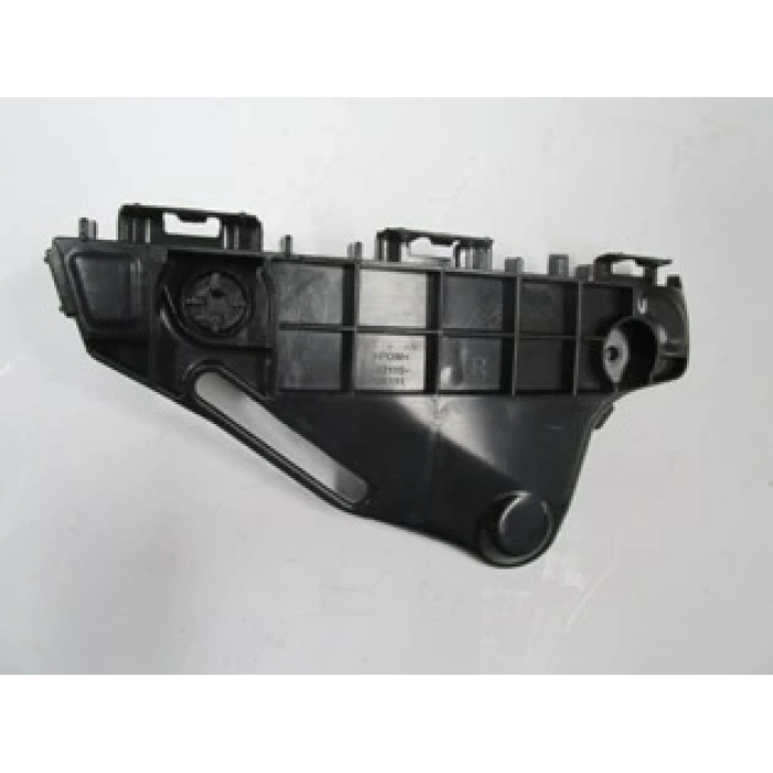 toyota hilux- pıck up- 2015-2019  ön tampon braketi sağ plastik (tw) Oem No (521150K110)
