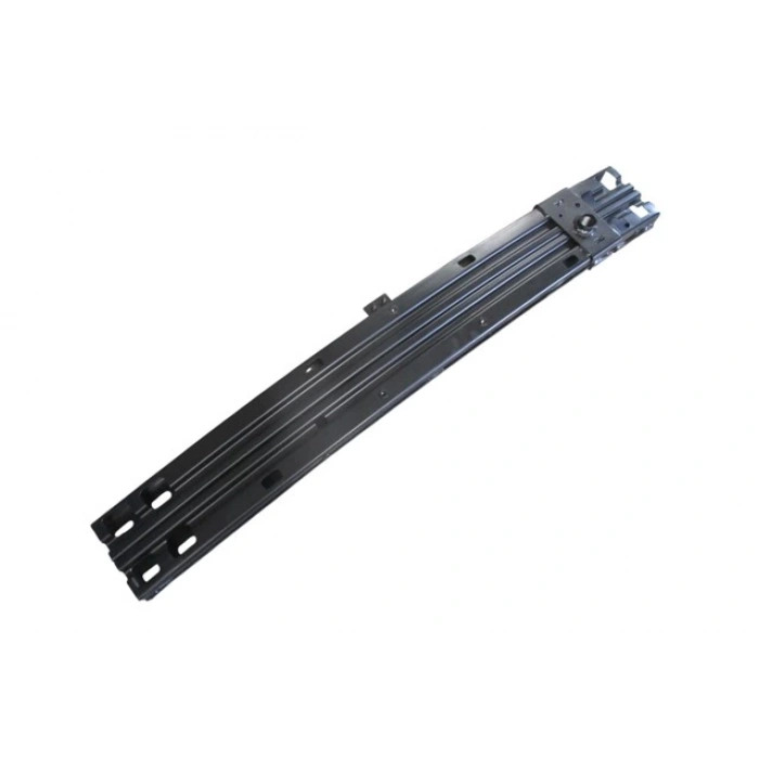 nissan juke- 2020-2024  ön tampon demiri Oem No (620306PA4A)