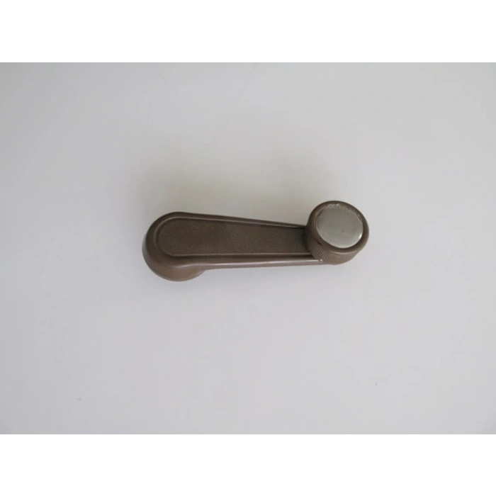 toyota hilux- pıck up ln 106  89-1997  cam açma kolu kahve (frezesı plastik tıp) (hushan) Oem No (6926022020B)
