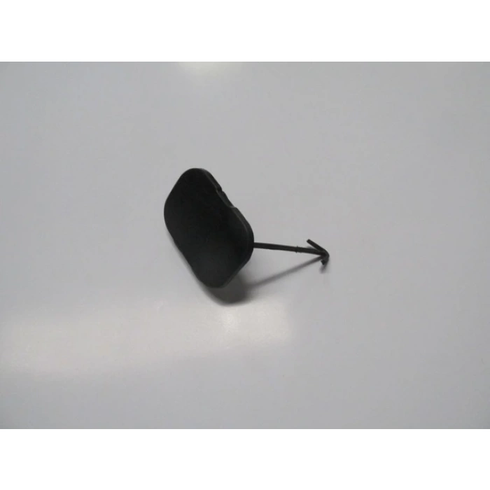 volkswagen polo- 3- 1995-1999  ön tampon çeki demirri kapağı Oem No (6N0807241BGRU)