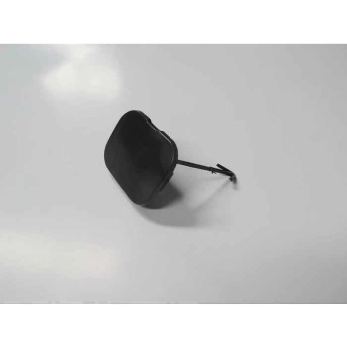 volkswagen polo- 3- 1995-1999  ön tampon çeki demirri kapağı Oem No (6N0807241BGRU)