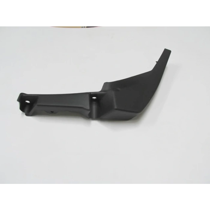 range rover- evoque- 2012-2015  ön tampon yan uç plastiği sağ (tw) Oem No (LR028550)