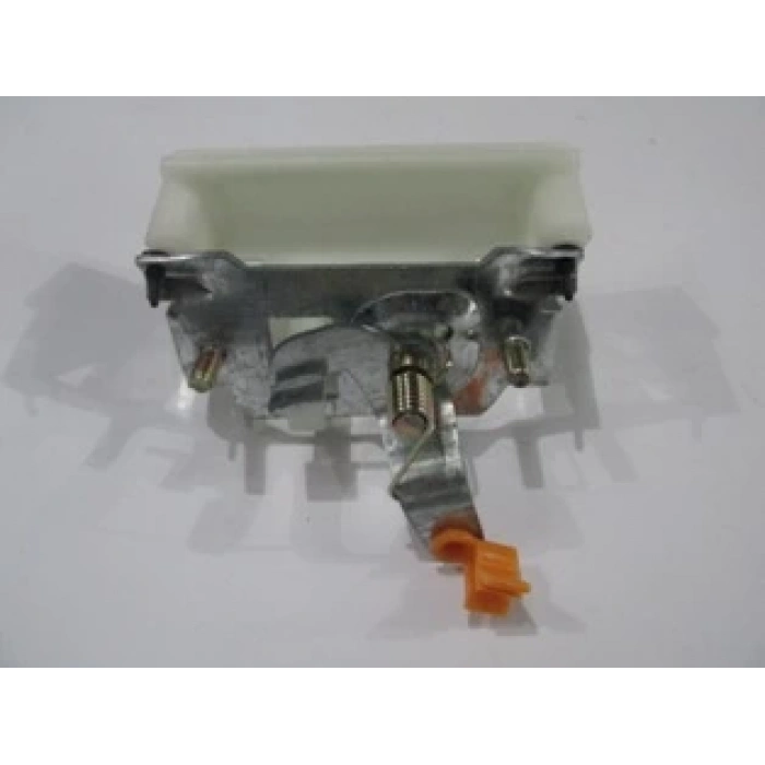 mitsubishi pajero- 1992-1997  bagaj kapağı açma kolu beyaz (boyanır tıp) (hushan) Oem No (MB4052790)