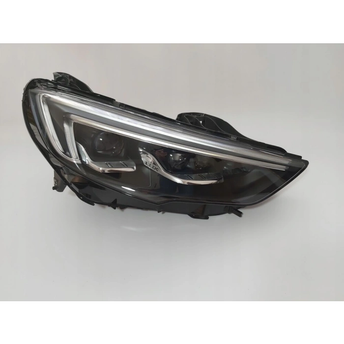 Opel Insignia B 2018-2021 Far Sol Oem No (39050372)