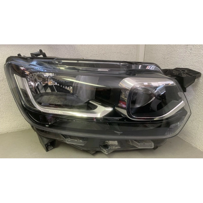 citroen berlingo- van- 2019-2024  far lambası sağ (e marklı)(tw) Oem No (9816824780)