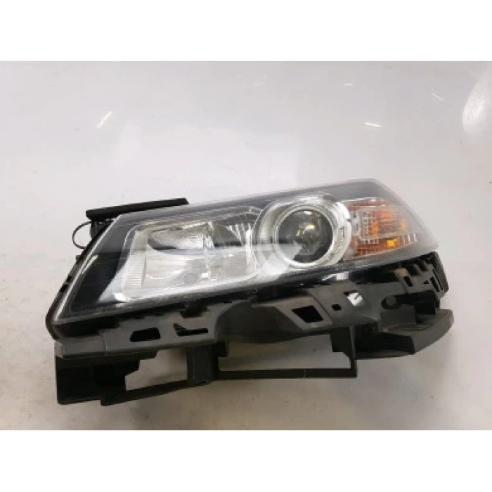 Renault Clio IV HB/Grandtour 2012- Far Sol Krom Çıtalı Motorlu Oem No (260603442R)