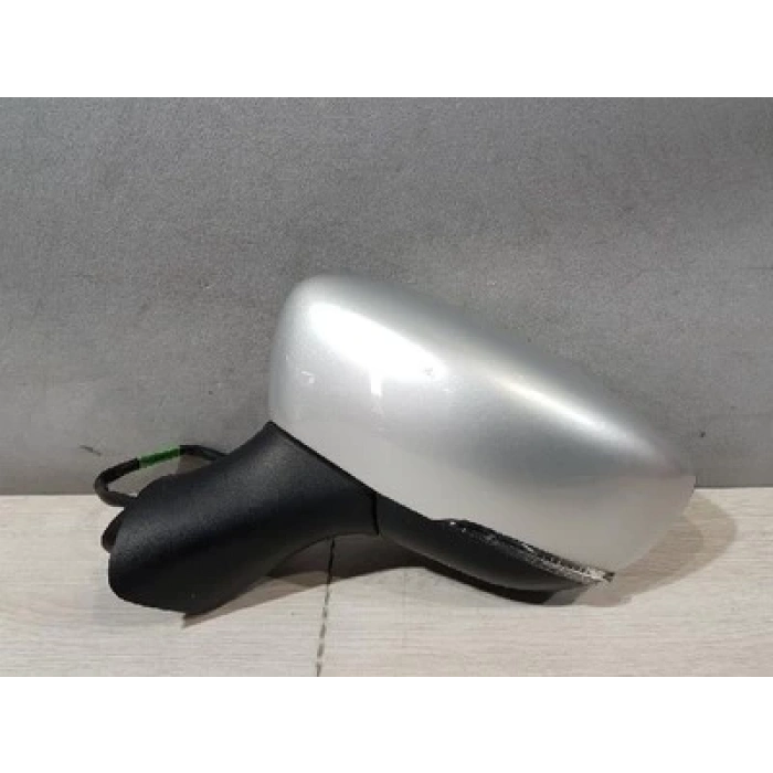 Renault Latitude 2011- Dış Dikiz Aynası Sağ Elektrikli Isıtmalı Astarlı Sinyalli Oem No (963011800R)