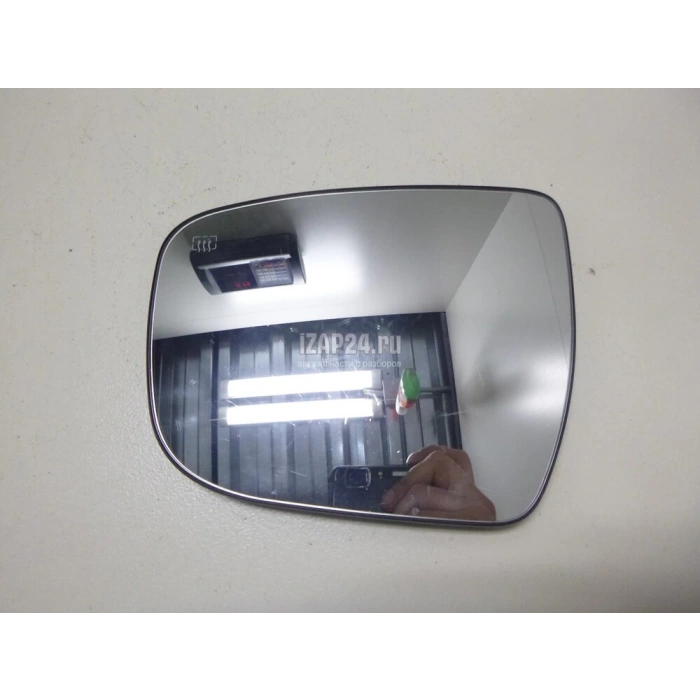 Nissan X-Trail 2014 Sonrası Elektrikli Ayna Camı Sağ Oem No (963654CA0A)