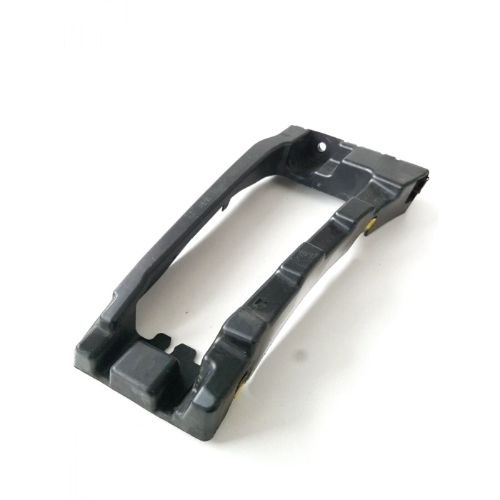 fiat doblo- 2024-2025  arka tampon ucu dış braketi sağ Oem No (9816808680)