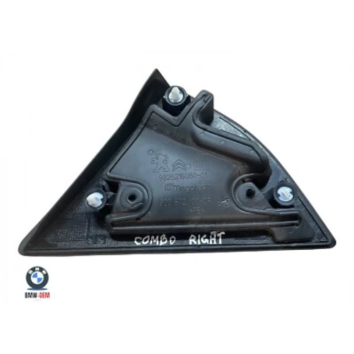 fiat doblo- 2024-2025  ön çamurluk üst köse plastiği sağ Oem No (9825216080)