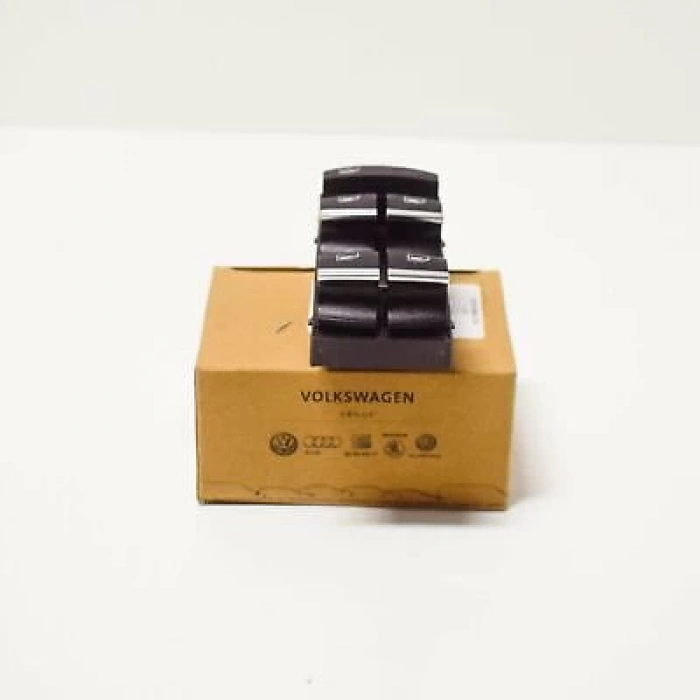 Audi A6 2005-2008 Ön Sağ Çamurluk Davlumbazı Oem No (4F0821134H)