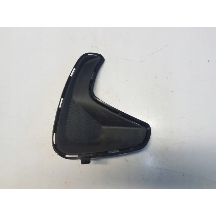 toyota corolla- cross- 2022-2024  karlık (ön tampon altı) sıyah (tw) Oem No (521110A020)