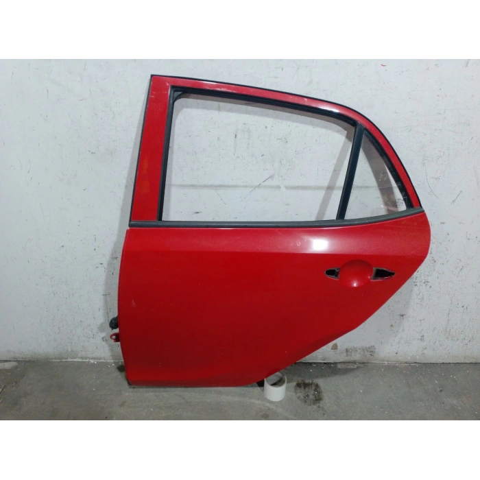 Hyundai ix35 2010-2015 Arka Sol Kapı (Bant Delikli) Oem No (770032S050)