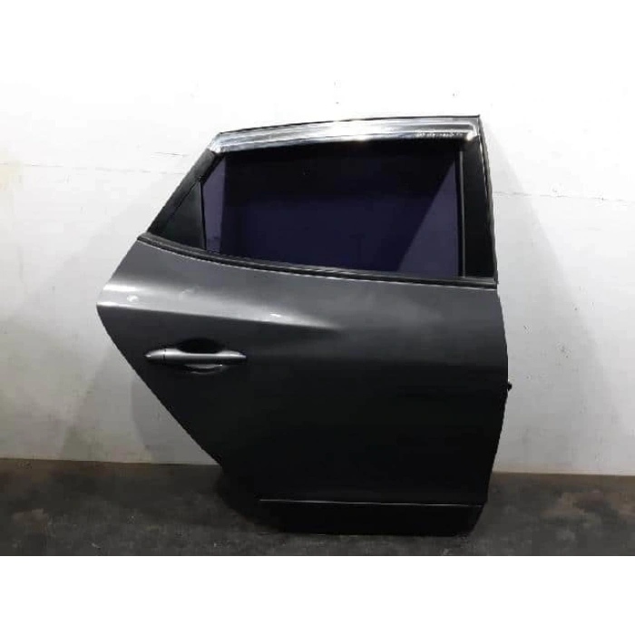 Hyundai Bayon 2021 sonrası sol arka kapı Oem No (77003Q0400)