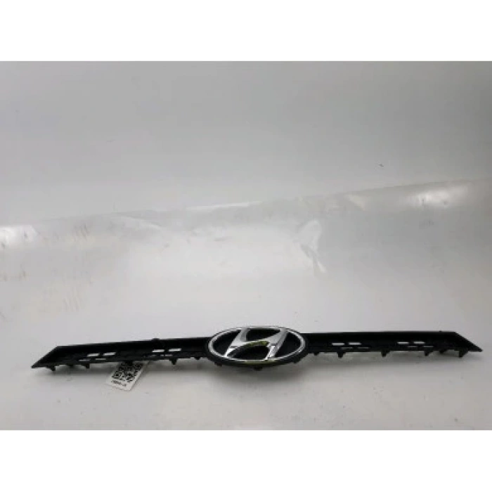 Hyundai i30 2016 sonrası ön far altı sağ tampon bağlantı braketi Oem No (86554G4000)