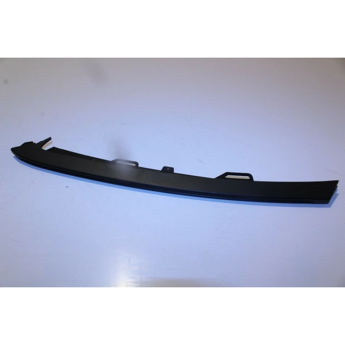 porsche cayenne- 2011-2014  ön tampon panjuru üst çıtası sağ sıyah (tw) Oem No (95850568620G2L)