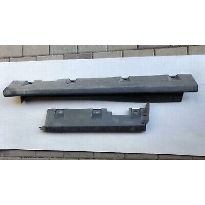 Ford Courier 2014 Izgara Kenar Sol Oem No (ET7602655AD)