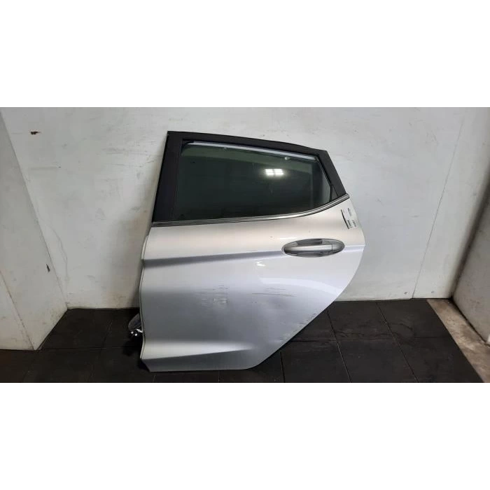 ford fiesta- 2018-2023  arka kapı komple sağ (ıcelı/çekomastıklı)(tw) Oem No (PH1BBA2463)