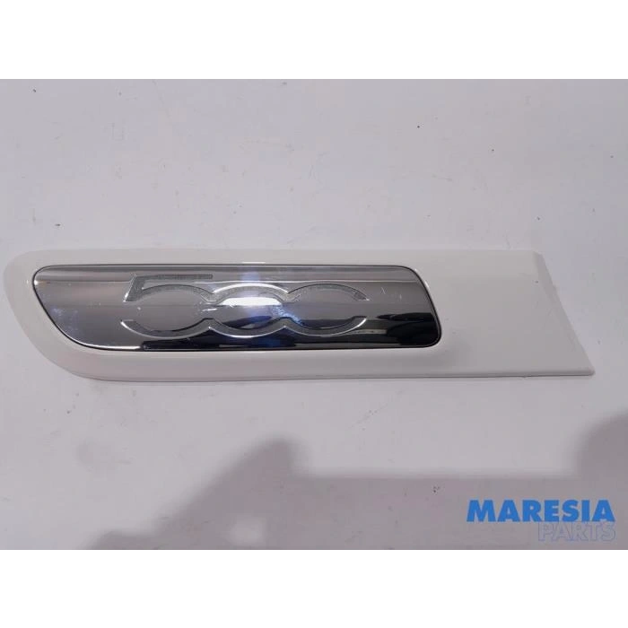 Fiat 500 2007- Çamurluk Bandı Arka Sağ Oem No (735488140)