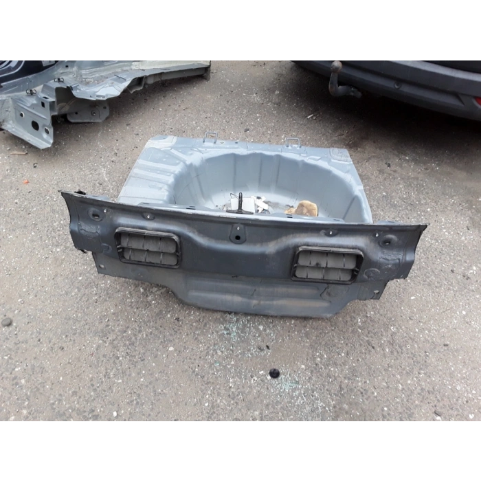 Renault Clio Hatchback 2019- Arka Panel Oem No (791622763R)