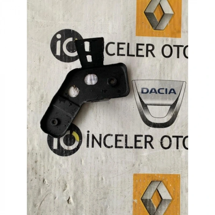 Renault Fluence Megane 2009- Ön Çamurluk Bağlantı Sportu Sağ Oem No (625B47883R)