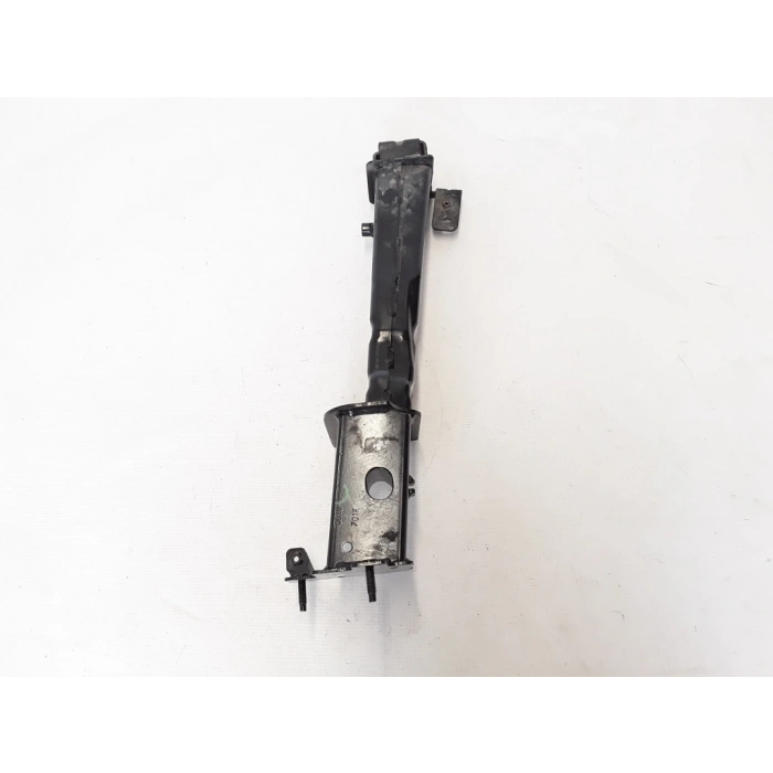 Renault Megane 2016- Şase Kolu Sağ Oem No (758245262R)