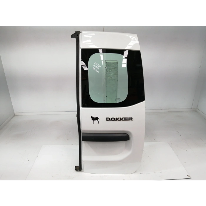 Renault Dokker 2012- Bagaj Kapağı Camlı Tip Sağ Oem No (901003814R)