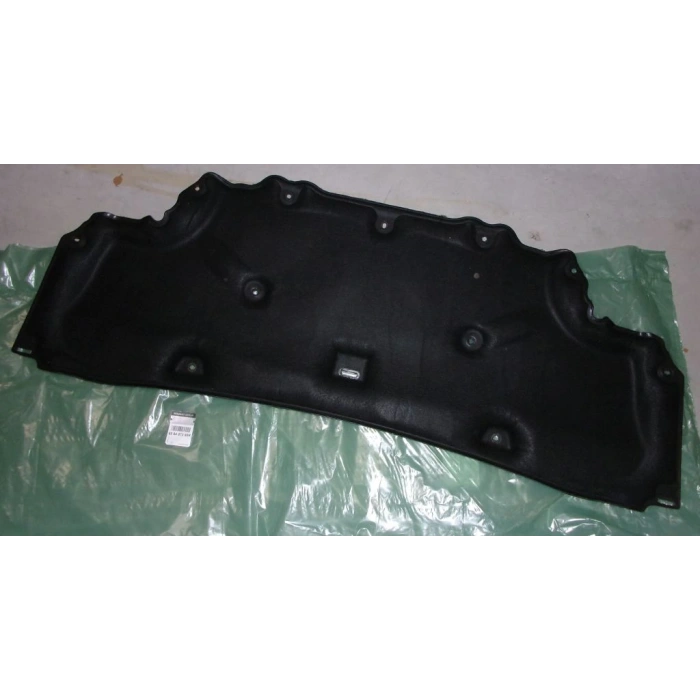 Renault Duster 2010- Kaput İzolatörü Oem No (658407380R)