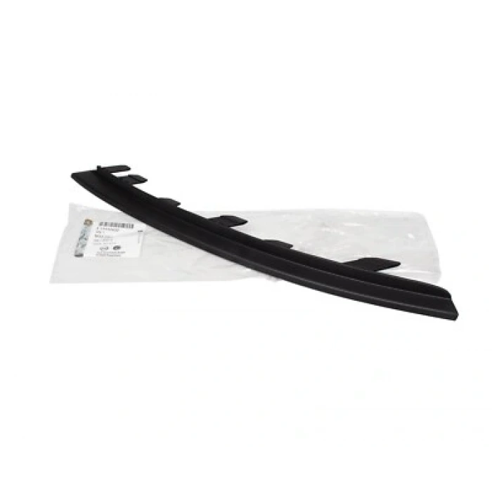 Corsa -E- 2015- Ön Tampon Bandı Sağ Oem No (13442432)