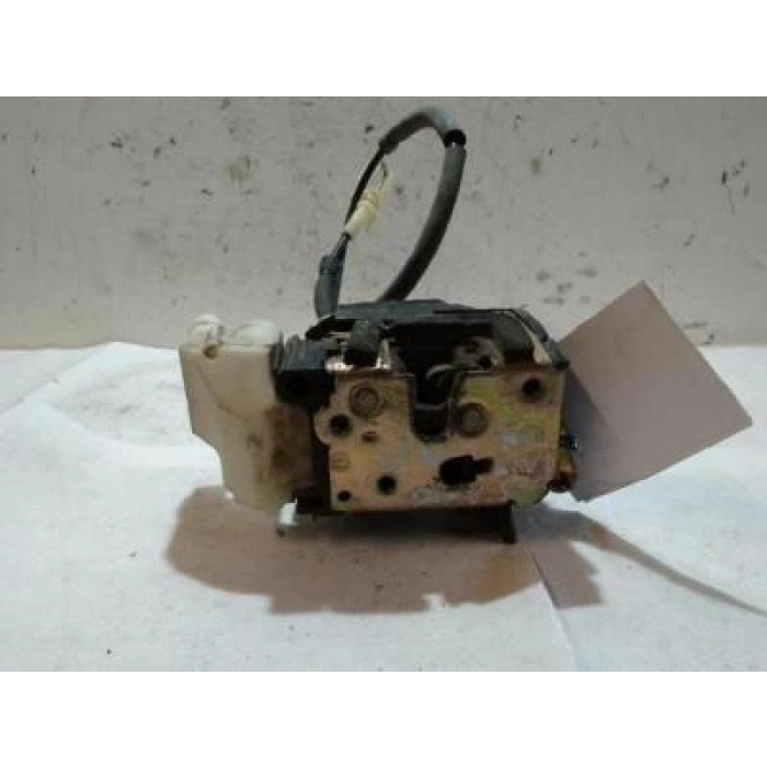 Fiat Albea / Palio 2006- Ön Kapı Kilidi Sağ Oem No (46847044)