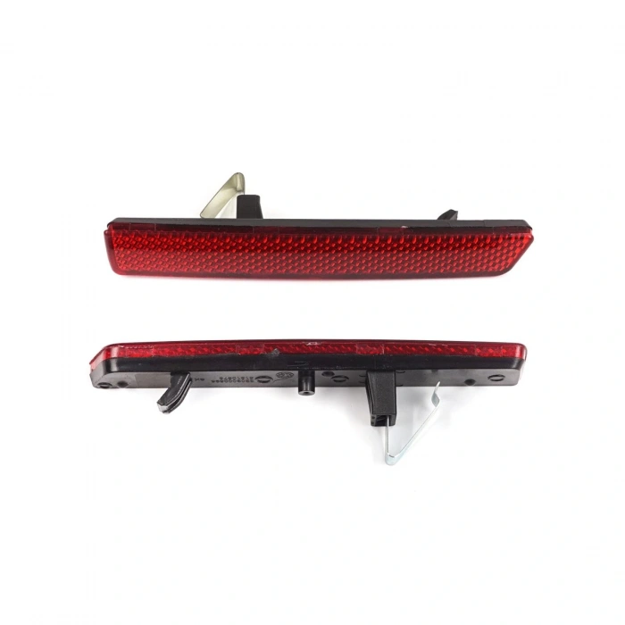 Fiat Doblo 2009- Arka Tampon Reflektörü Sağ Oem No (51810677)