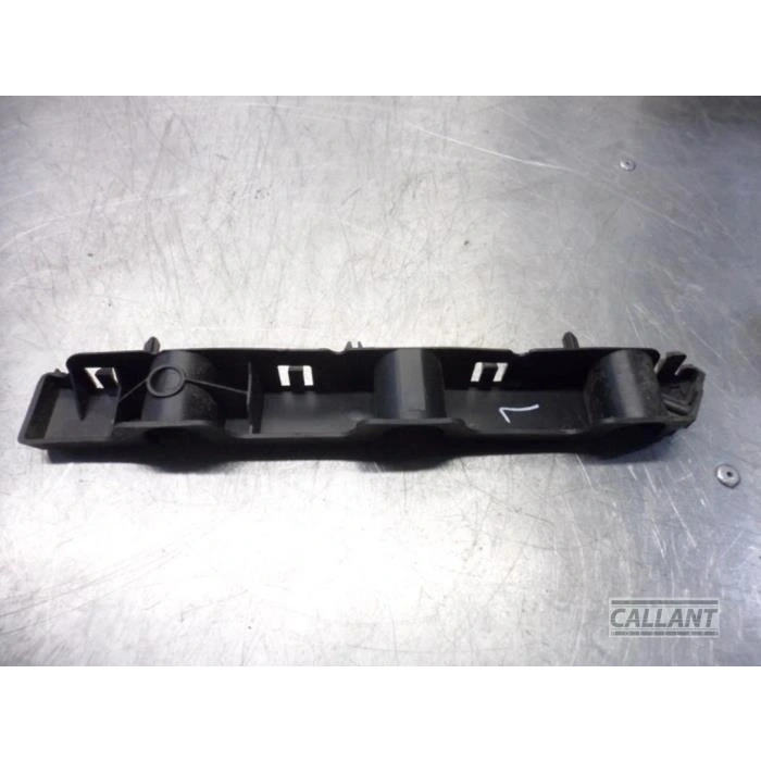 Peugeot 301 2013- Arka Tampon Braketi Dış Sol Oem No (1608703680)