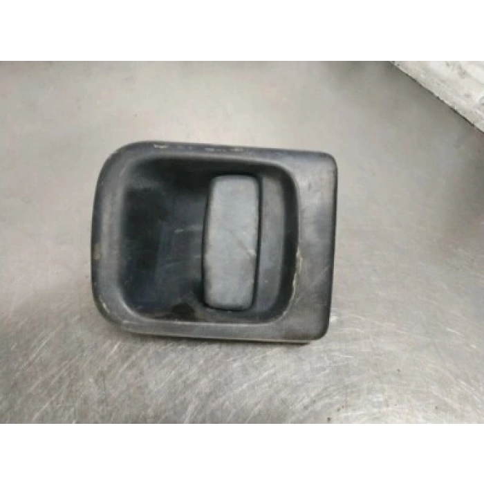 Master 1998-2002 Ön Kapı Kolu Sağ Oem No (7700352489)