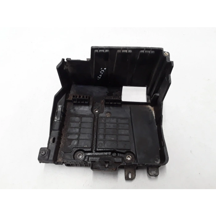 Megane Akü Alt Plastiği 2003- Oem No (8200467409)
