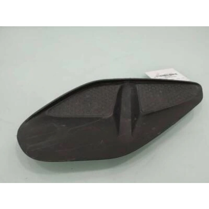 Corsa -F- 2021- Sis Kapağı Sissiz Sol Oem No (9829334580)