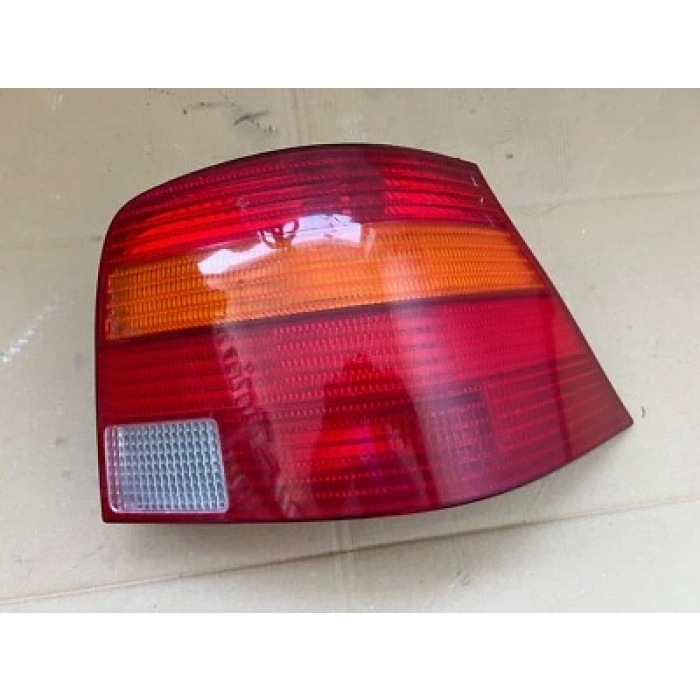Golf Iv 1998-2003 Stop Lambası Sağ Oem No (1J6945096R)