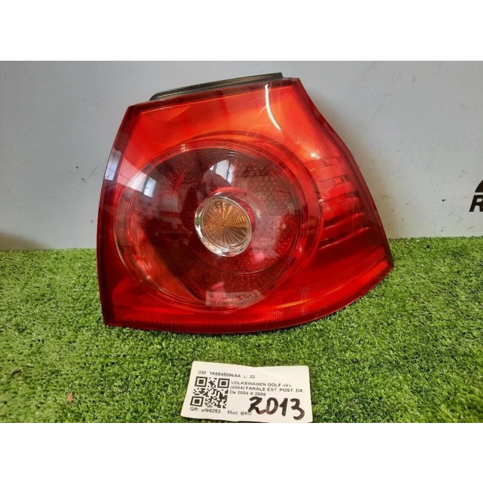 Golf V 2003- Stop Lambası Dış Sağ Oem No (1K6945096Aa)