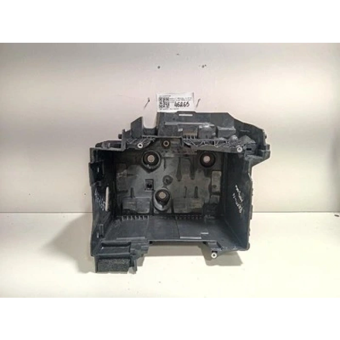 Megane - Talısman 2016- Akü Alt Tablası 2016- Oem No (244280249R)