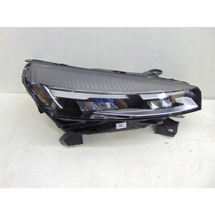 Clio Far 9 Fişli Sağ Hatchback 2024- Oem No (260103507R)