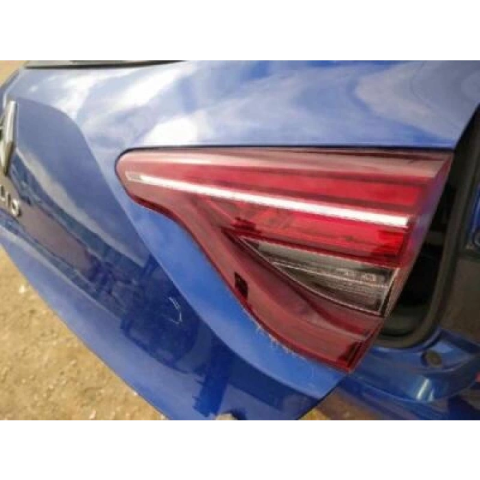 Clio Stop Lambası İç Icon Model Sağ Hatchback 2019- Oem No (265503304R)