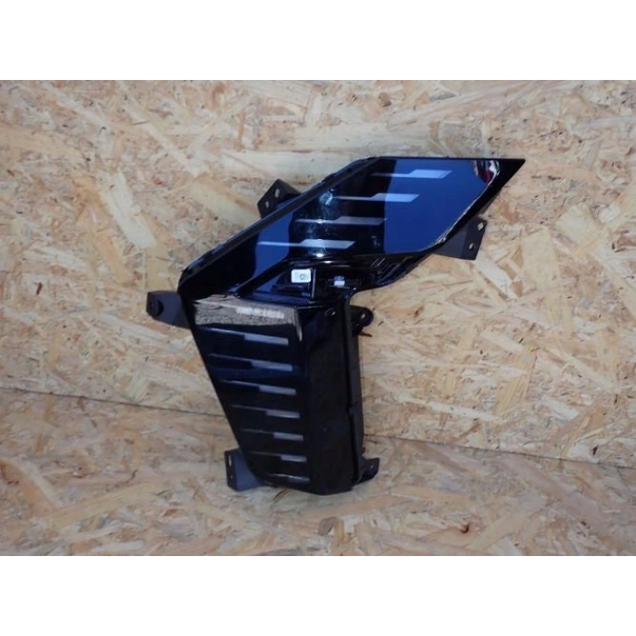 Clio Gündüz Farı Sol Hatchback 2024- Oem No (266051410R)