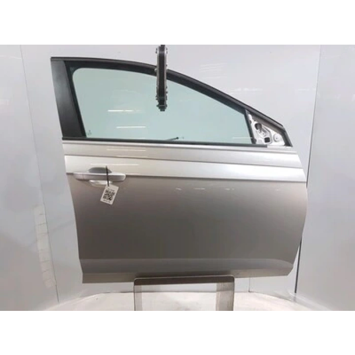 Polo 2018- Ön Kapı Sağ Oem No (2G4831052N)