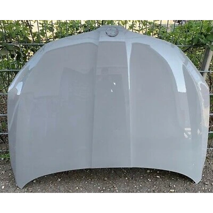 Octavia 2016- Motor Kaputu Oem No (5E0823031A)