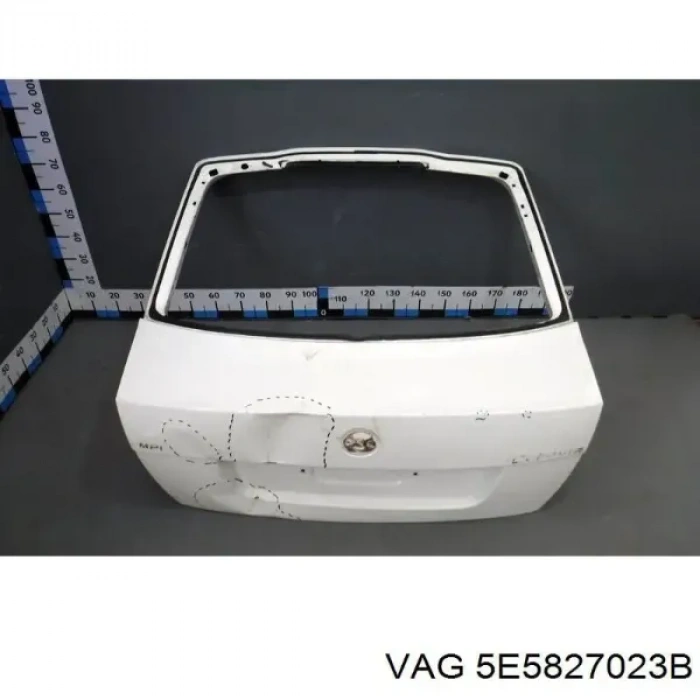 Octavia 2016- Bagaj Kapağı Oem No (5E5827023D)