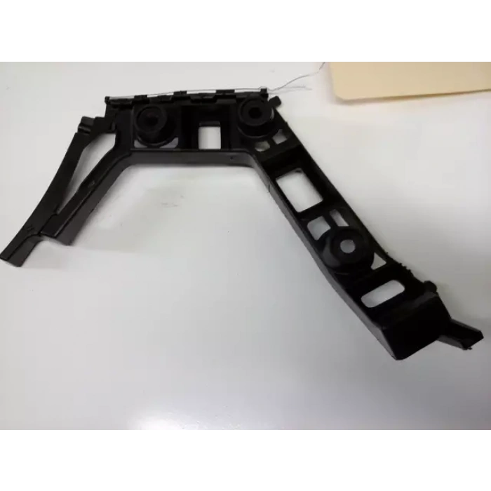 Golf Vı 2008 Arka Tampon Braketi Sağ Oem No (5K0 807 394)