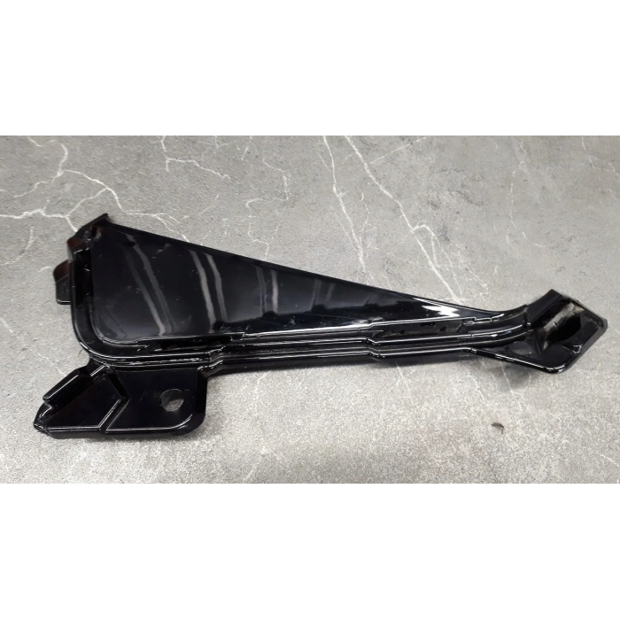 Clio Ön Tampon Gündüz Far Kapağı Braketi Sol Hatchback 2024- Oem No (620810088R)