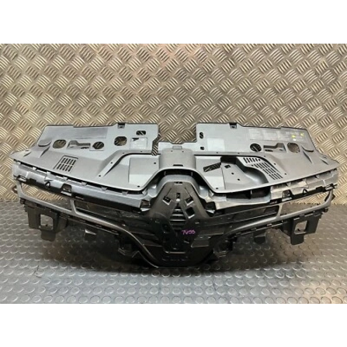 Clio Panjur Dış Hatchback 2012- Oem No (622563184R)