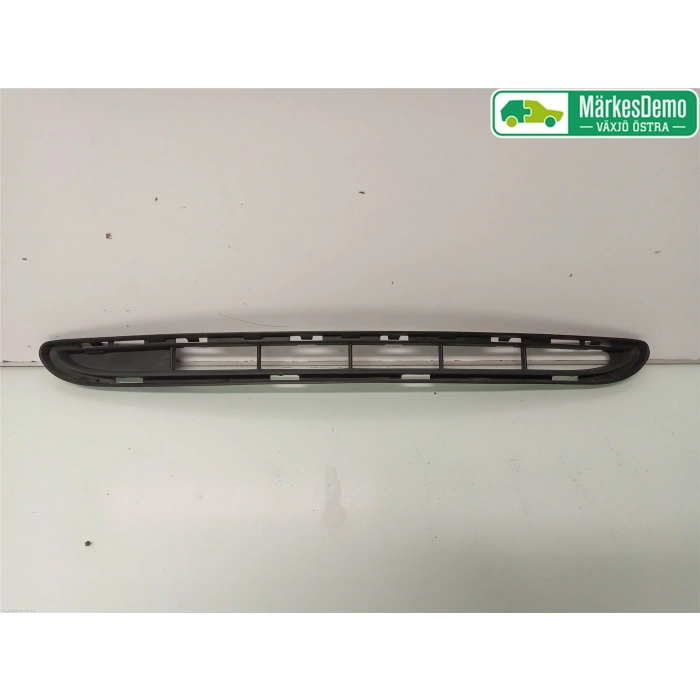 Clio Panjur Hatchback 2009- Oem No (622565519R)